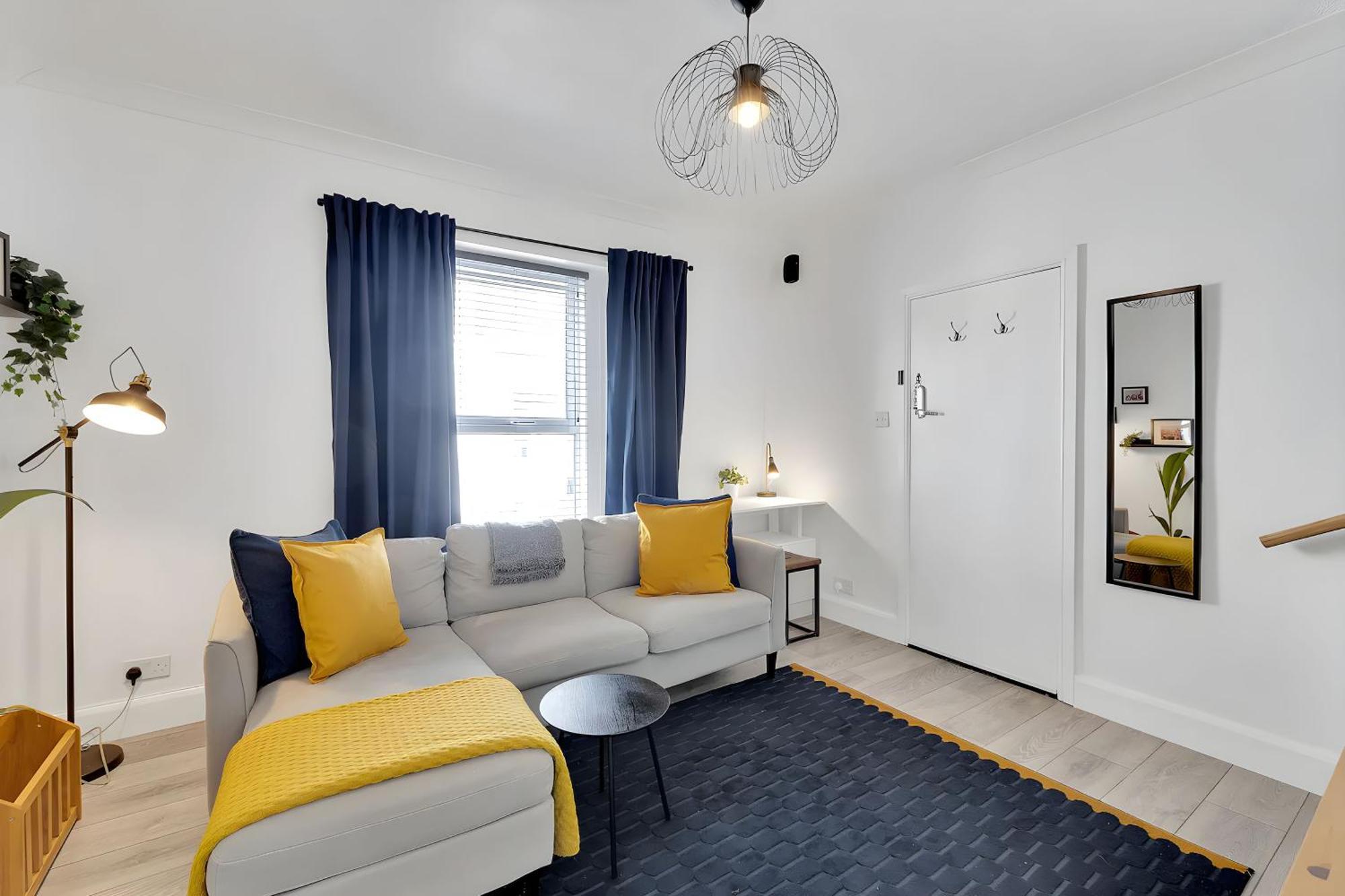 City Centre 2 Bedroom Apt - Free Parking - Wifi - Smart Tv Plymouth Exteriér fotografie