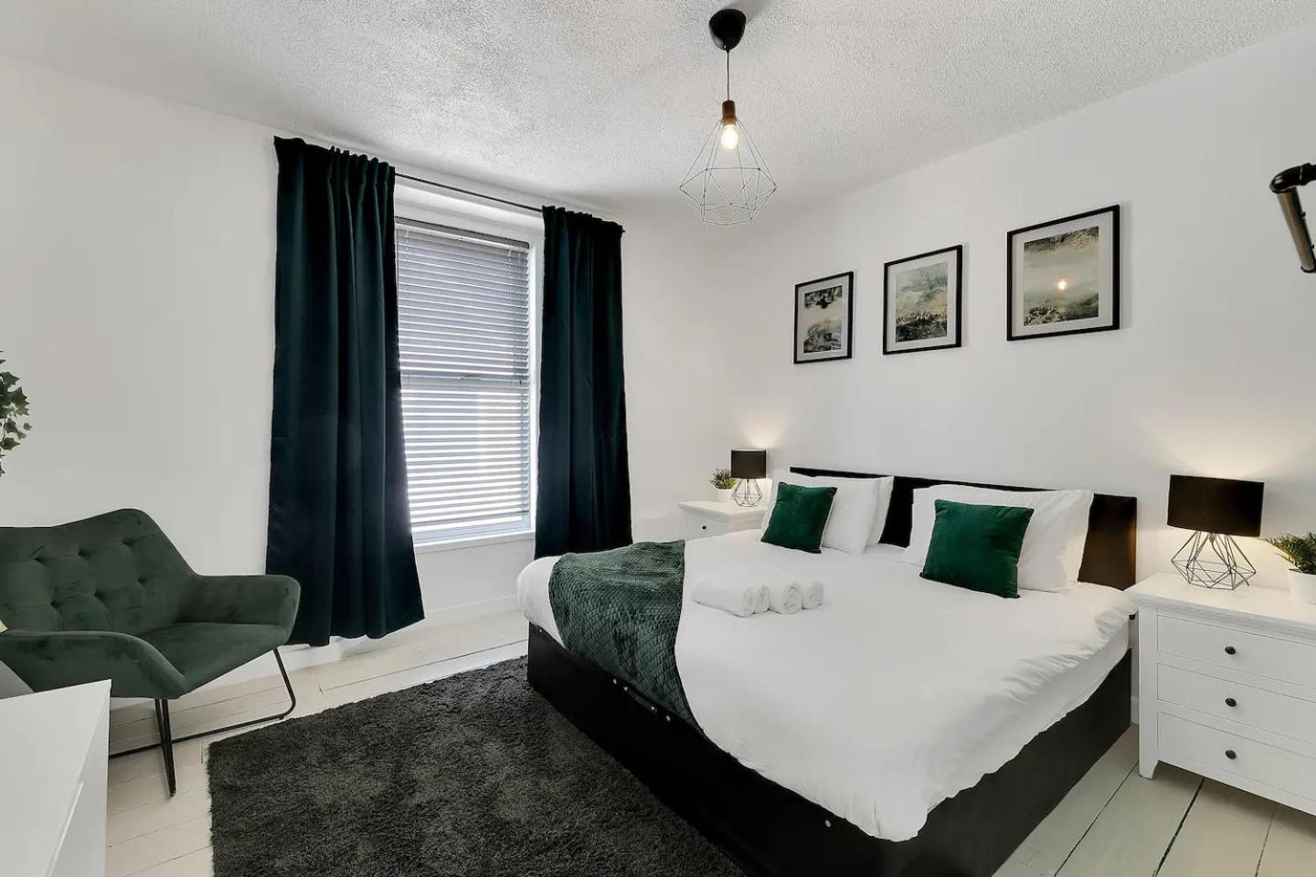 City Centre 2 Bedroom Apt - Free Parking - Wifi - Smart Tv Plymouth Exteriér fotografie