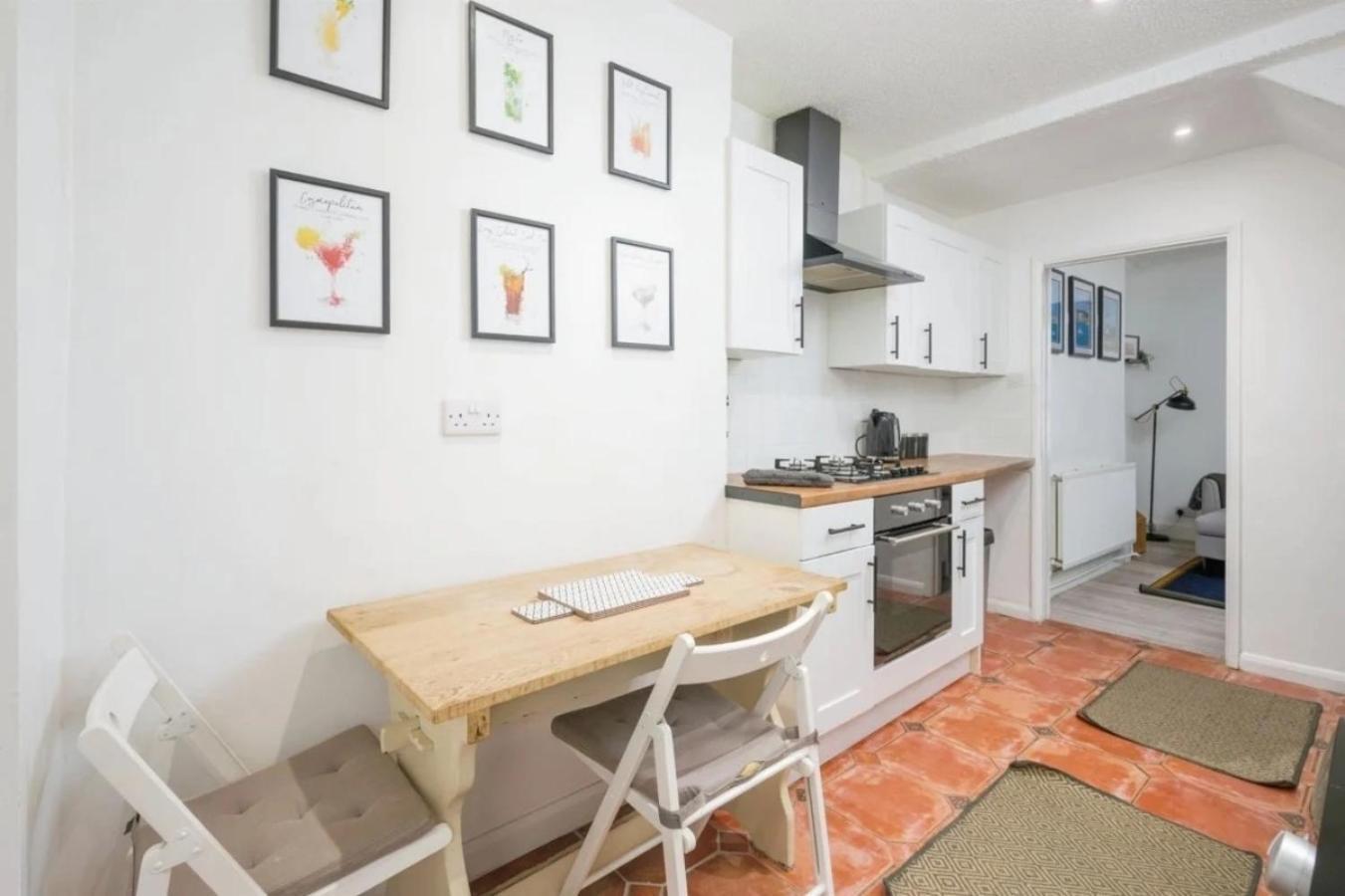 City Centre 2 Bedroom Apt - Free Parking - Wifi - Smart Tv Plymouth Exteriér fotografie