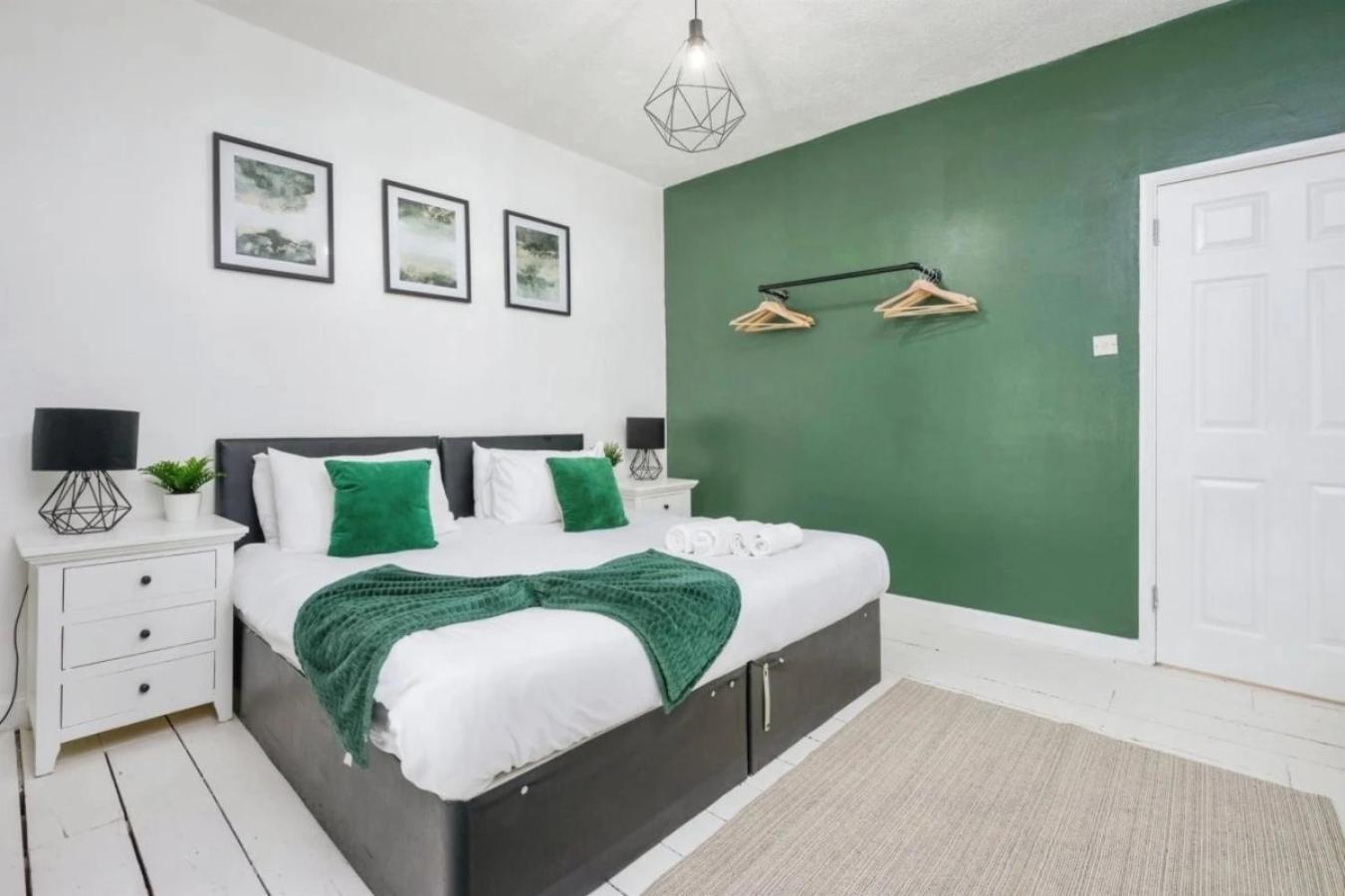 City Centre 2 Bedroom Apt - Free Parking - Wifi - Smart Tv Plymouth Exteriér fotografie