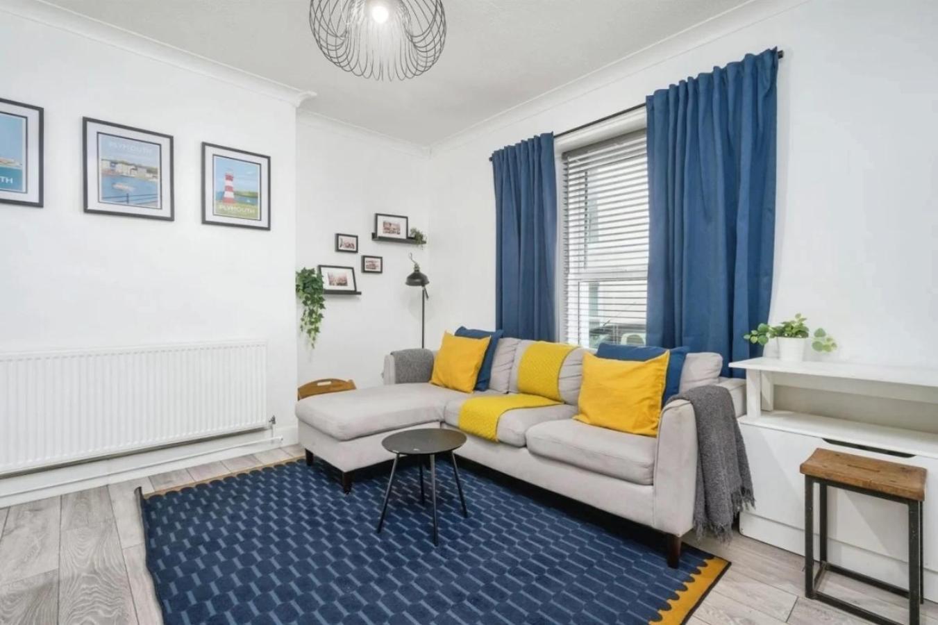 City Centre 2 Bedroom Apt - Free Parking - Wifi - Smart Tv Plymouth Exteriér fotografie